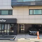 Amy Stay #Gangnam #Coex #Seolleung Station 6Min By Walk #Free Washer, Dryer #Elevator #Large Balcony #Two Bedroom